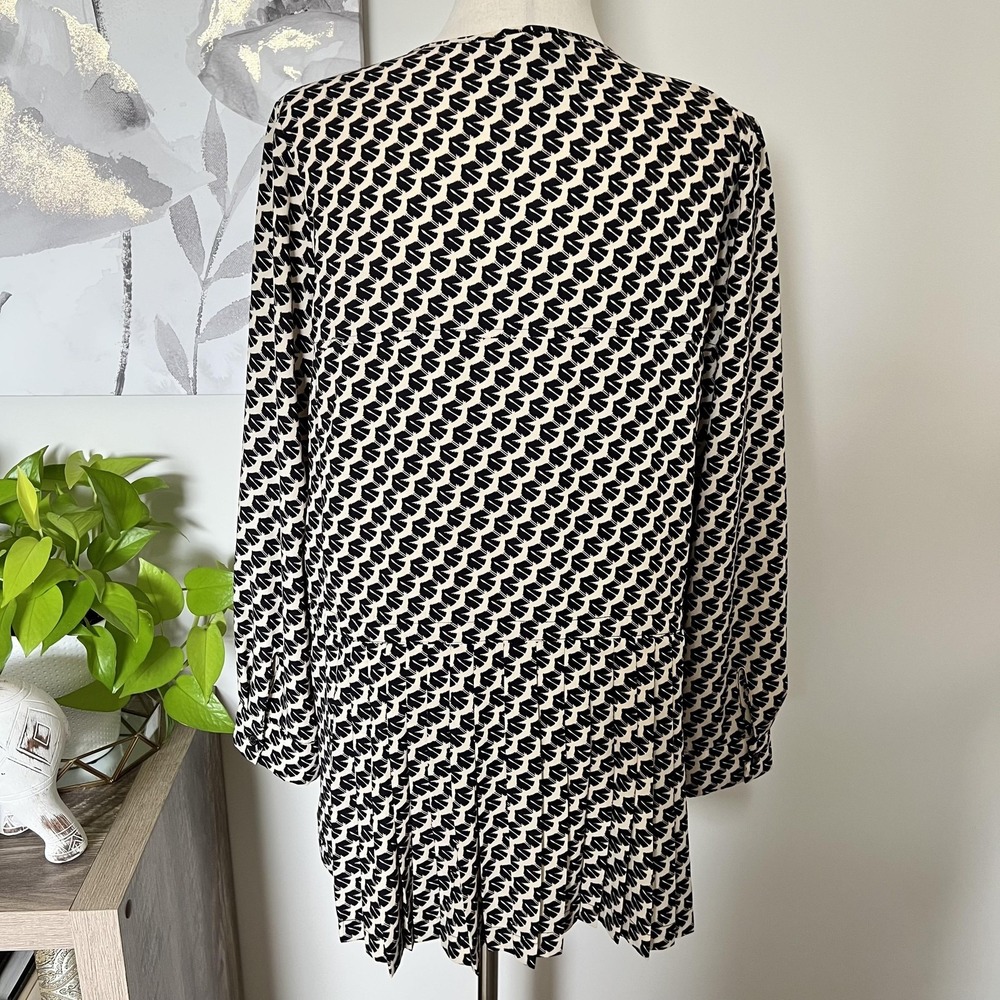 Maeve Anthropologie Black Cream Geometric Print Tunic Top Medium Drawstring Boho - Picture 4 of 9
